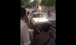 近期恋情爆料新闻报道视频,甜蜜瞬间引网友热议